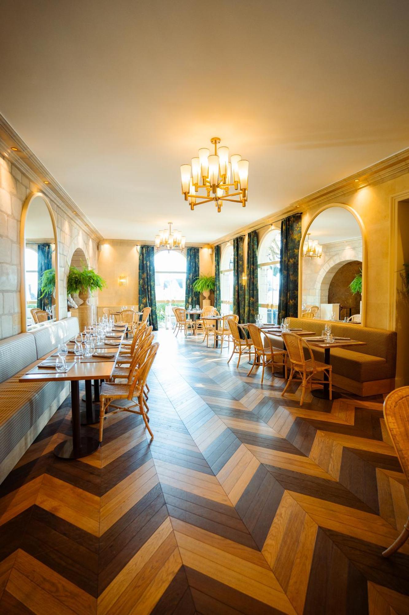 Hotel Les Hautes Roches Рошекорбон Экстерьер фото